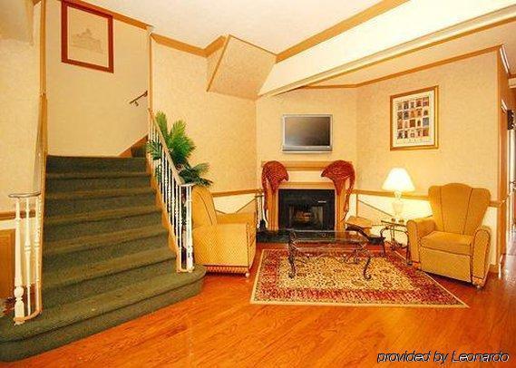 New Haven Inn Інтер'єр фото